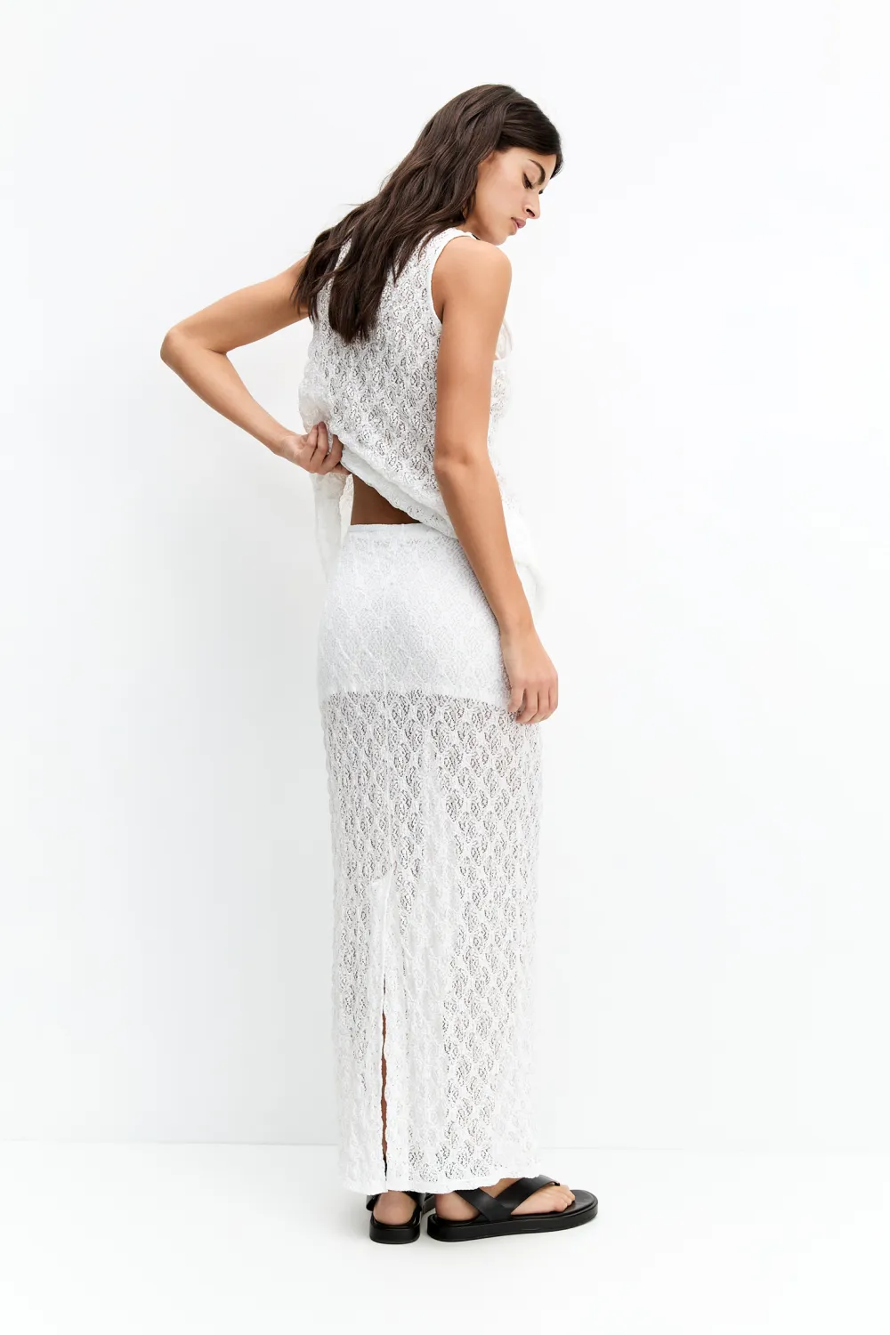 Falda midi encaje