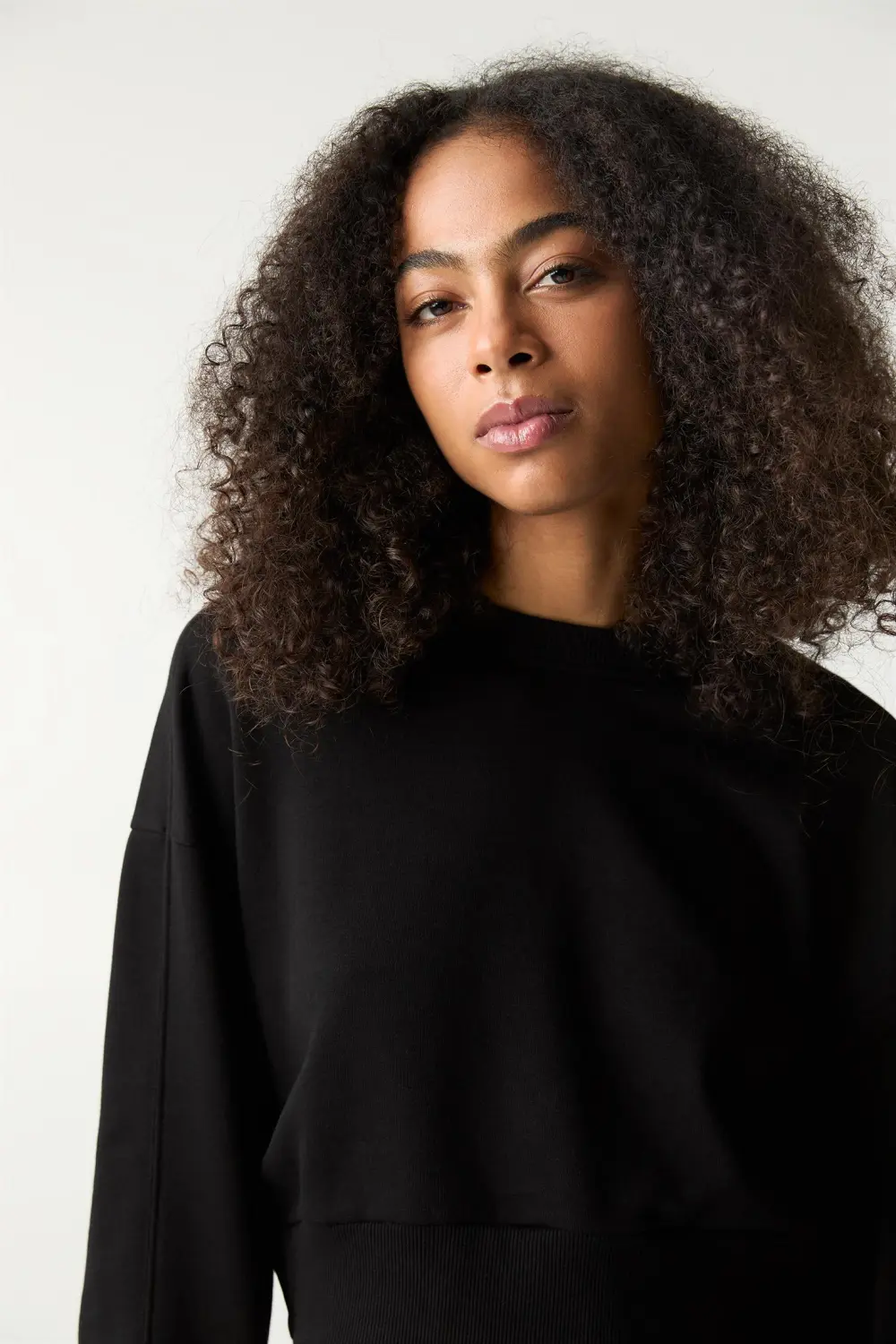 Sudadera cropped