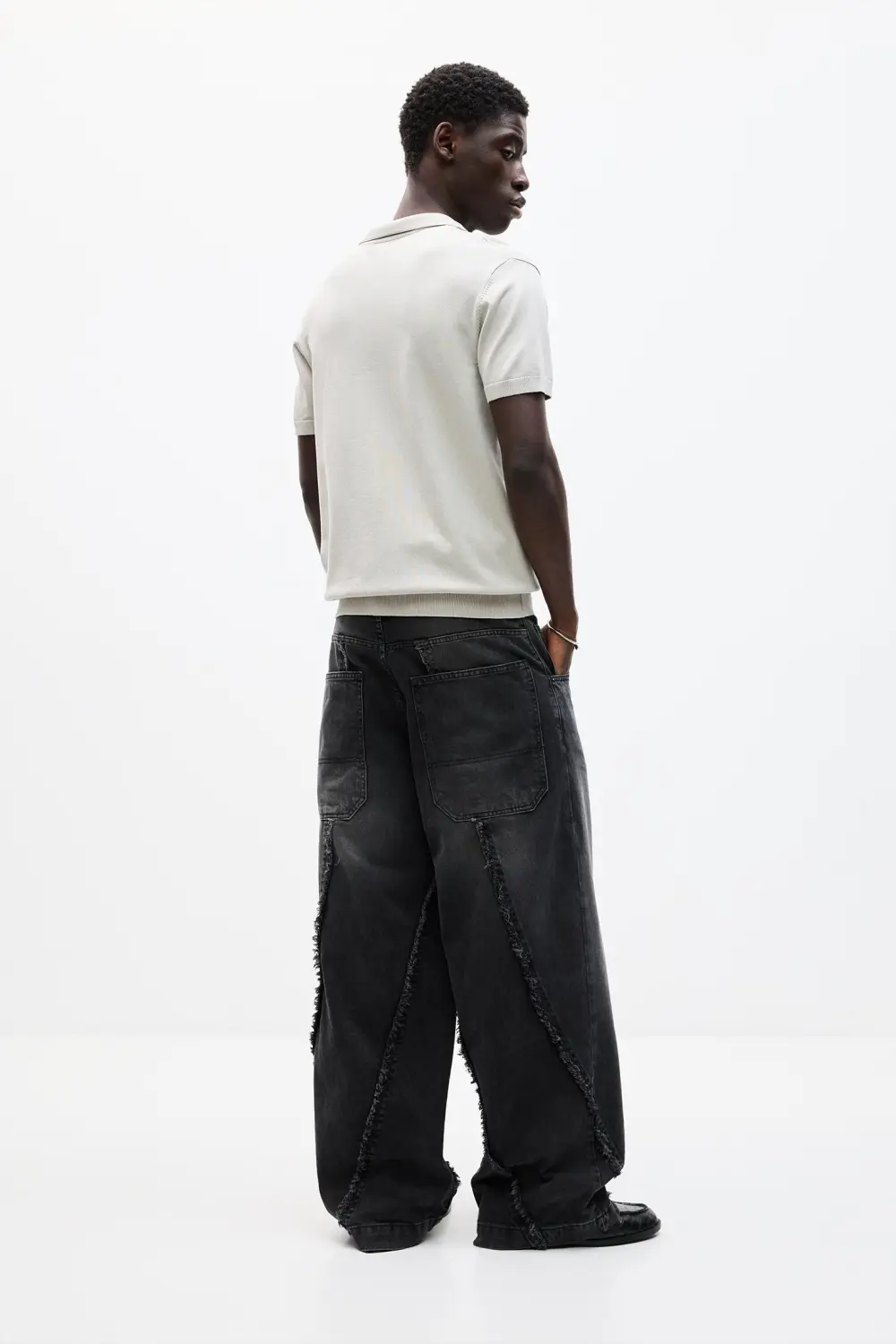 Short sleeve knit polo shirt