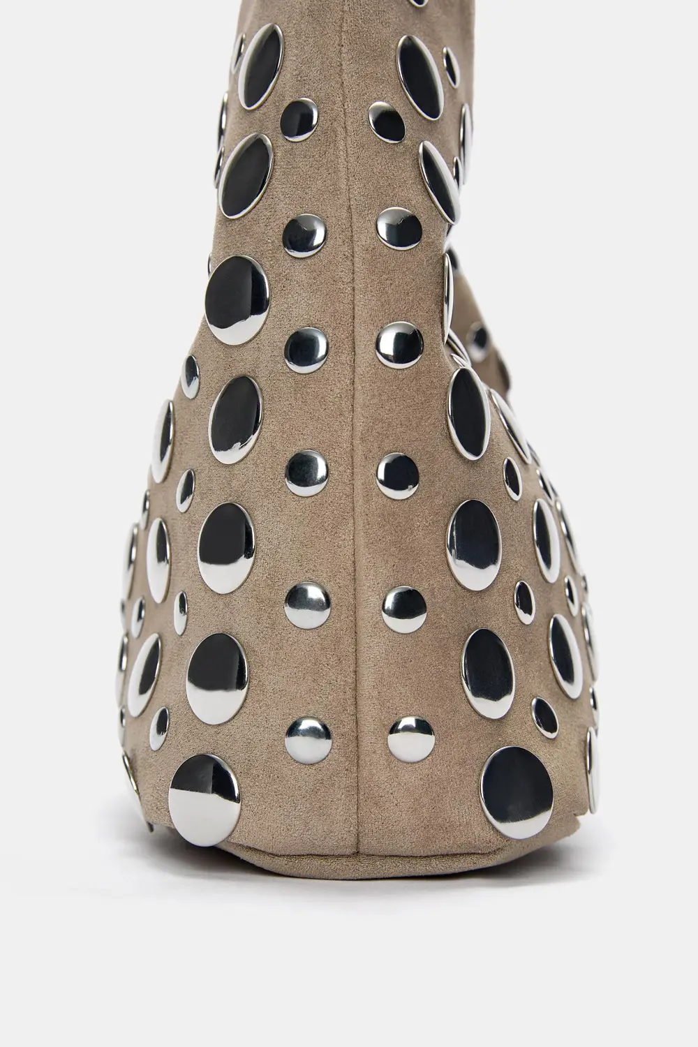 Bolso de hombro tachas