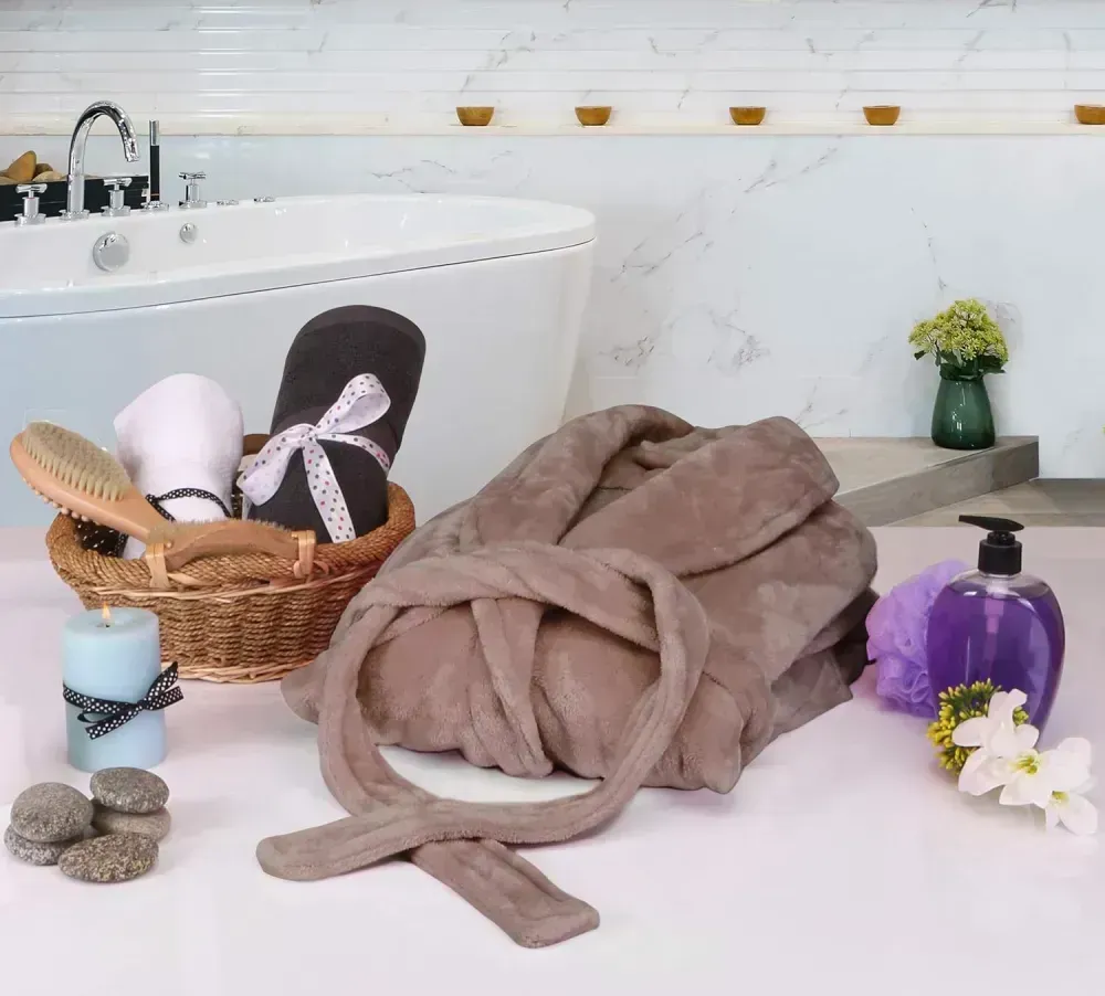 Women Fleece Shawl Collar Bathrobe - Plush Long Robe