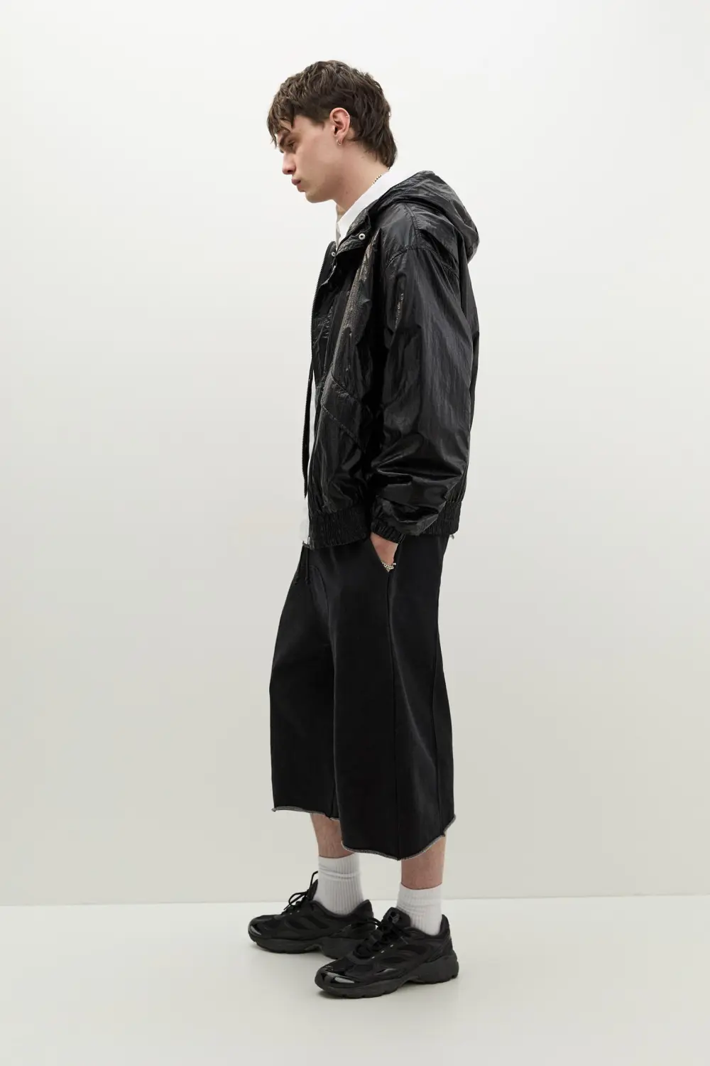 Frayed hem tracksuit Bermuda shorts