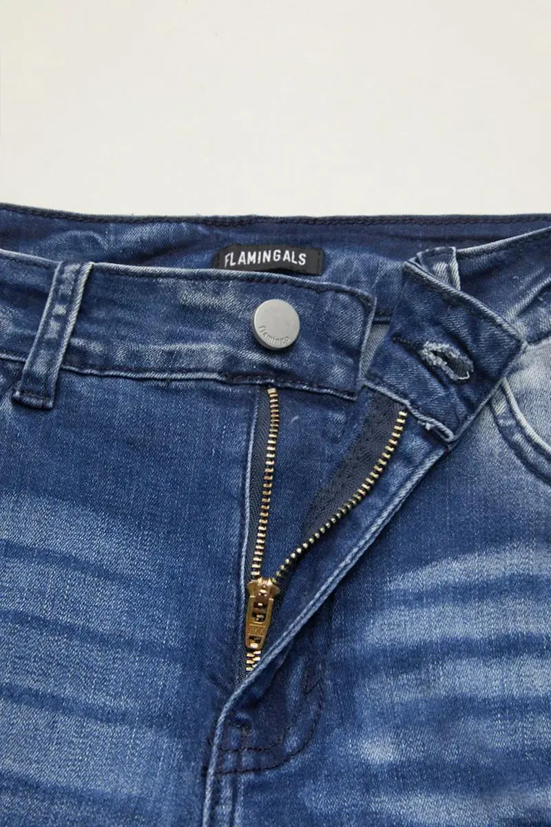 Cut Out Raw Hem High Rise Crop Jeans