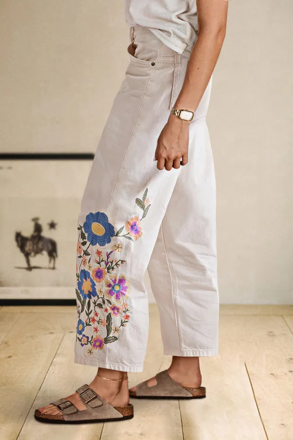 Floral Embroidery High Rise Straight Leg Crop Pants