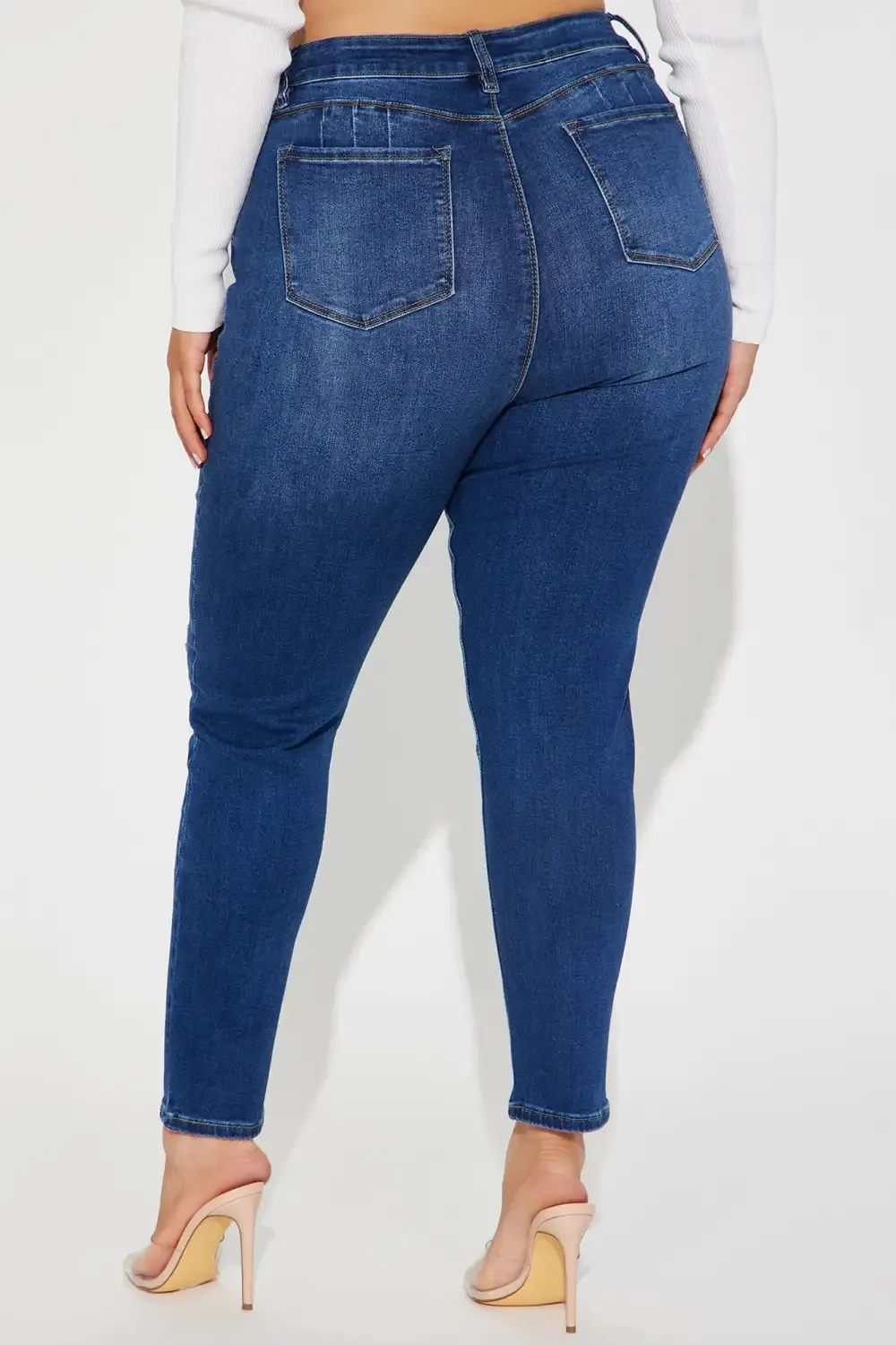 Lia Super Soft Ripped Booty Lifter Skinny Jeans - Medium Wash