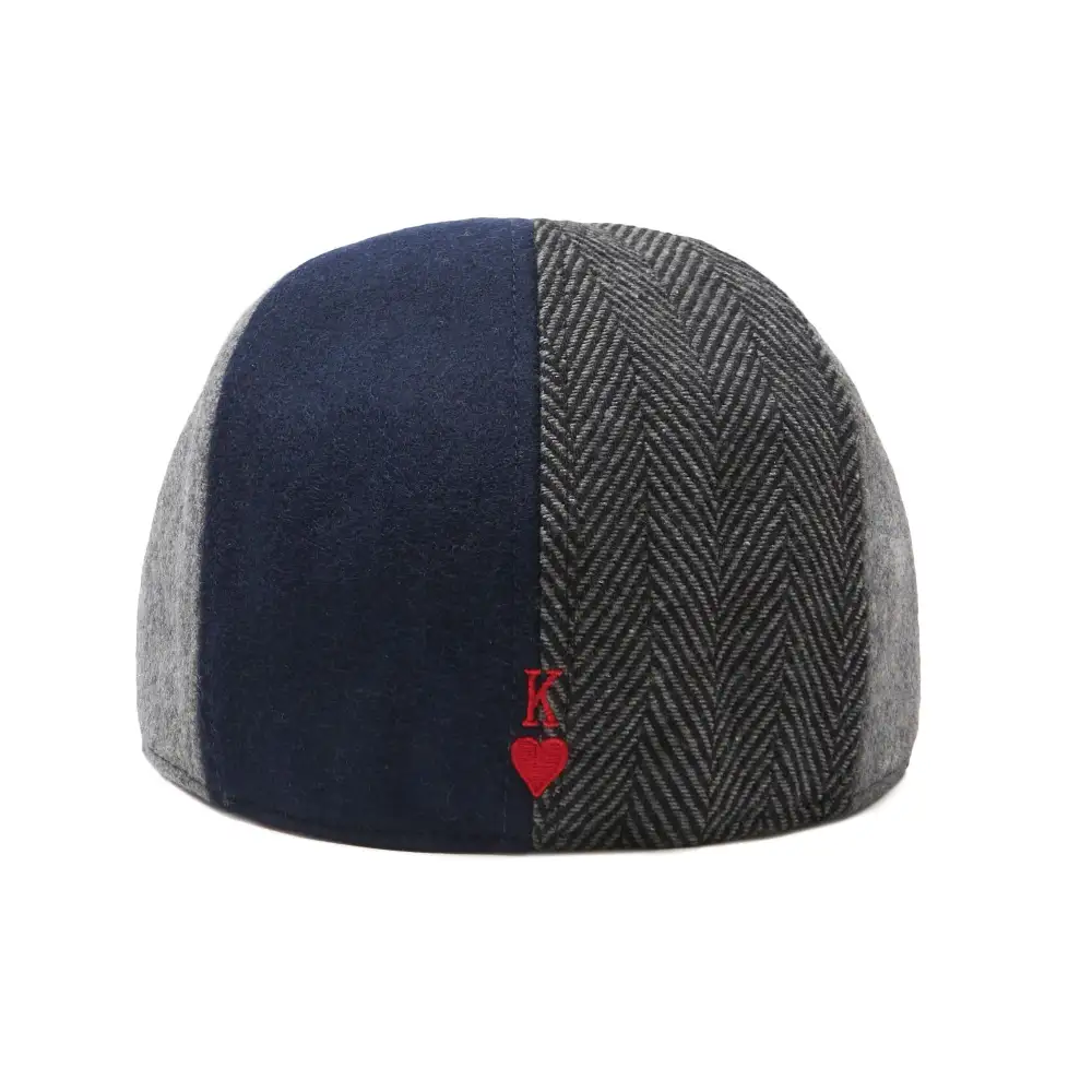 The King of Hearts Boston Scally Cap - Red & Blue Plaid