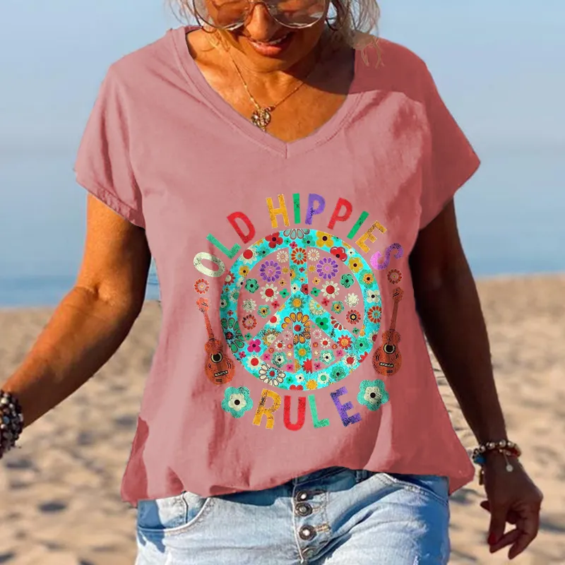 Old Hippies Rule Women Graphic Tees