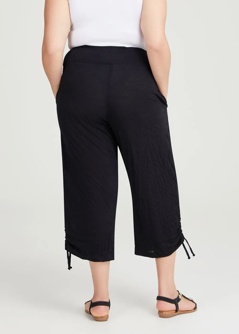 Summer Essential Crop Pant