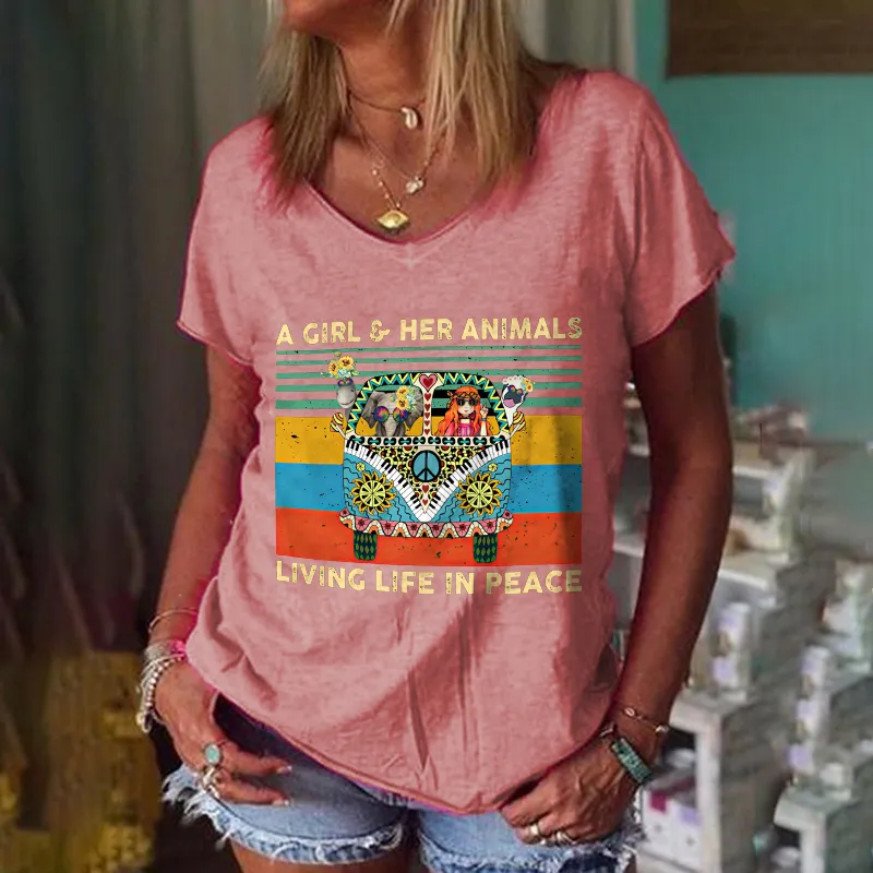 A Girl And Her Animal Living Life In Peace Women Old Hippies T-shirt