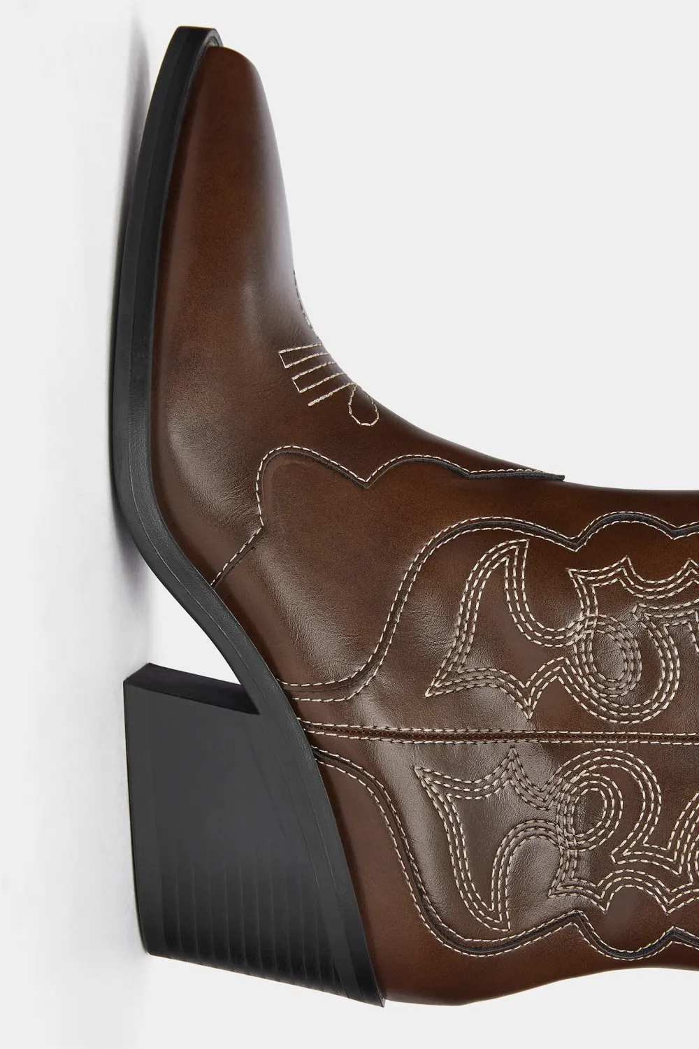 Botas cowboy pespuntes