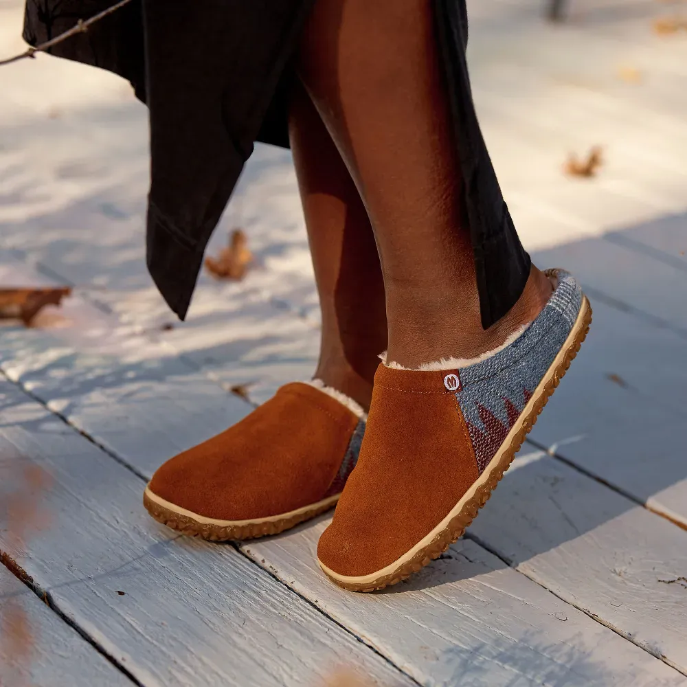 Minnetonka Women's Tahoe Pattern Knit and Suede Clog Slippers