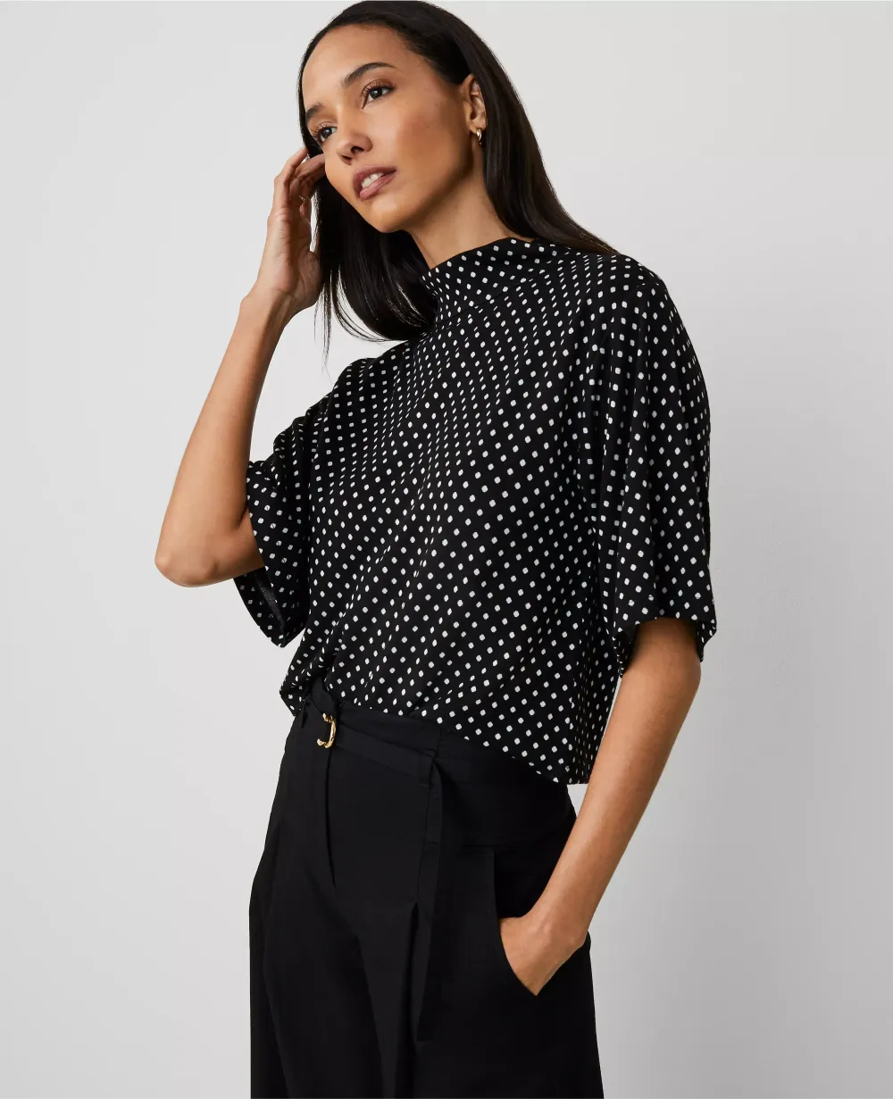 Dotted Elbow Sleeve Top