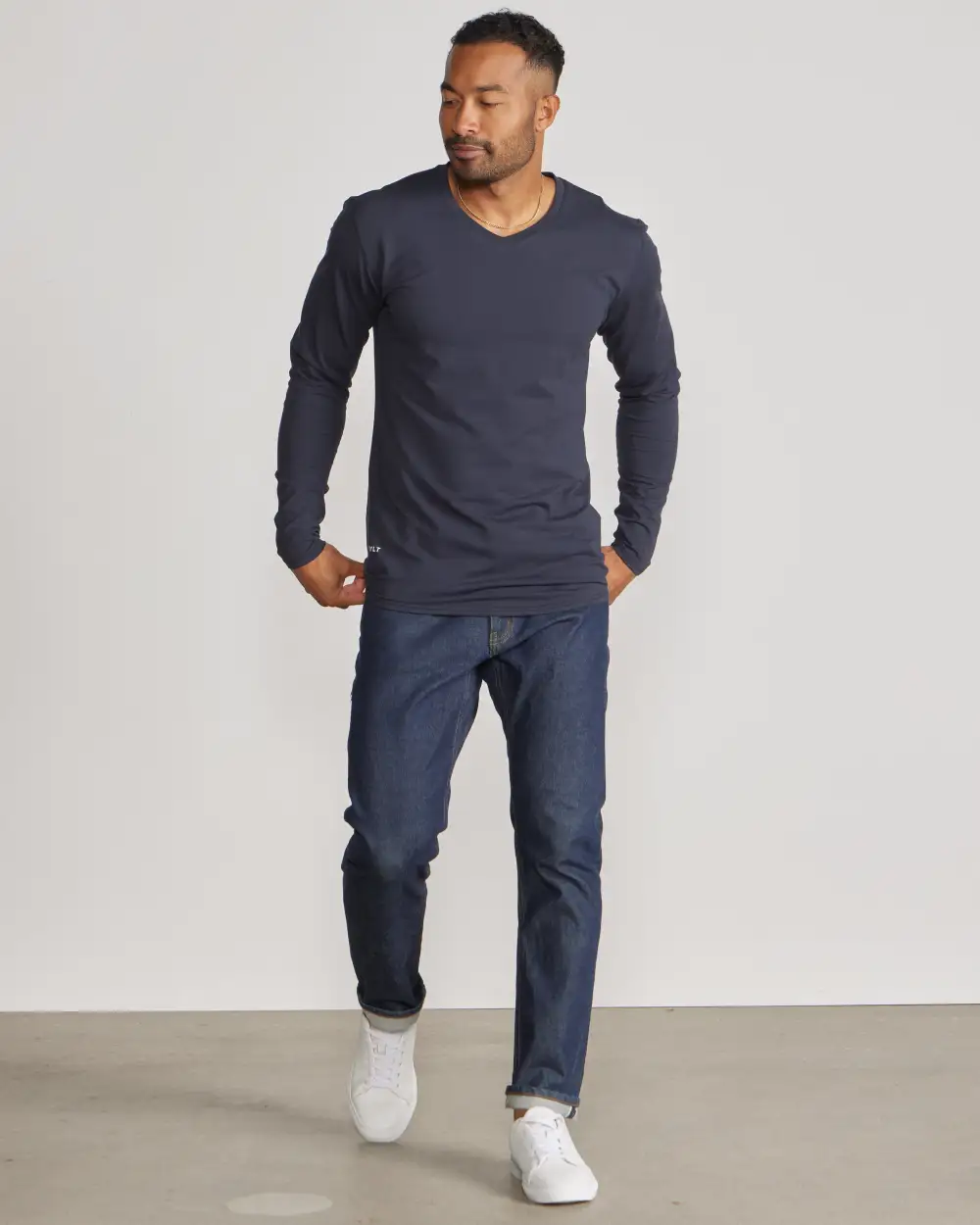 V-Neck Long Sleeve Drop-Cut: Lux