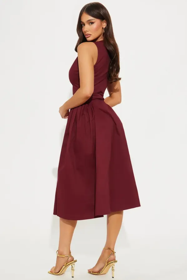 Gentle Touch Ruched Midi Dress - Burgundy